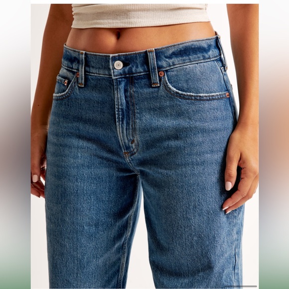 Abercrombie Curve Love Low Rise 90s Baggy Jean - Picture 5 of 10